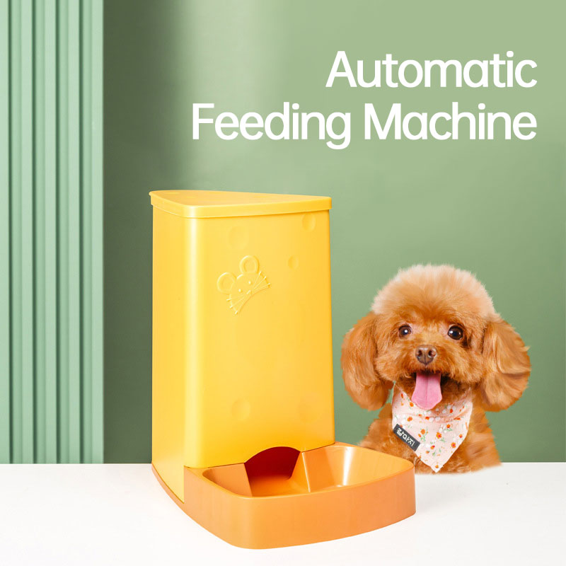 Automatic Pet Feeder with Integrated Water Dispenser for Dogs